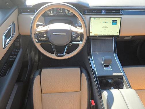 2026 Land Rover Range Rover Velar P400 Autobiography