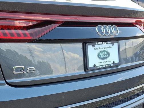2020 Audi Q8 55 Premium Plus