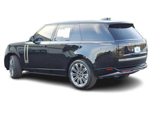 2023 Land Rover Range Rover P530 SE
