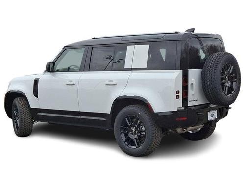 2025 Land Rover Defender P400 X-Dynamic SE