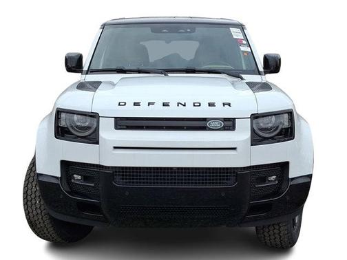 2025 Land Rover Defender P400 X-Dynamic SE