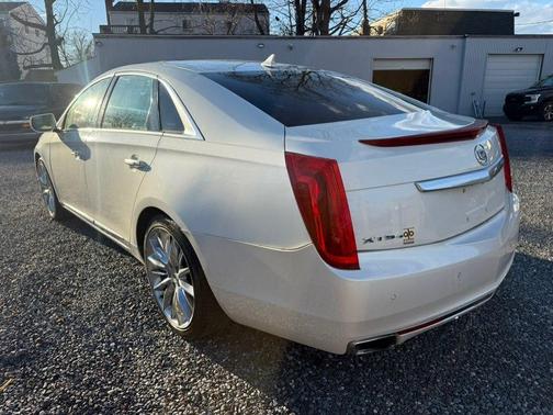 2013 Cadillac XTS Platinum