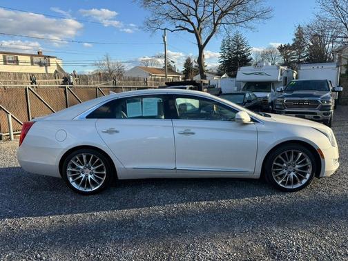 2013 Cadillac XTS Platinum