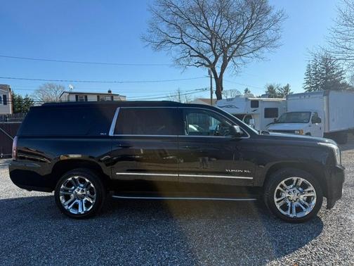 2018 GMC Yukon XL SLT