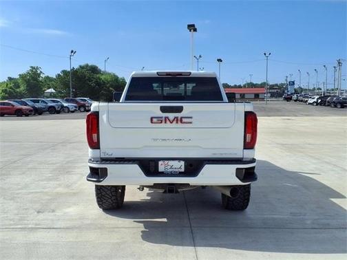 2022 GMC Sierra 2500 Denali