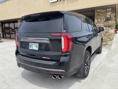 2022 GMC Yukon AT4