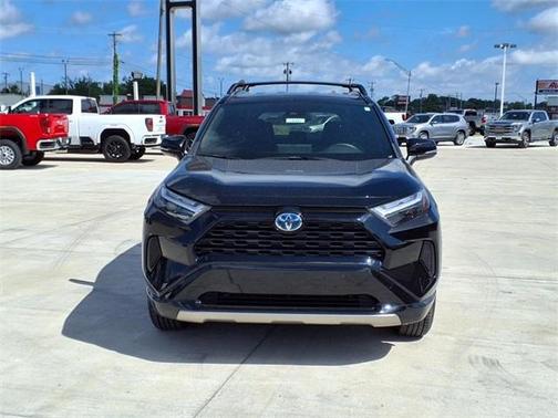 2022 Toyota RAV4 Hybrid SE