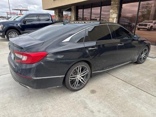 2022 Honda Accord Touring 2.0T