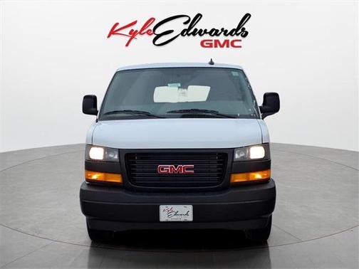 2025 GMC Savana 3500 LS