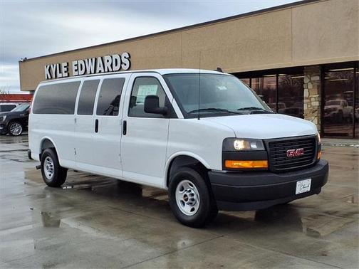 2025 GMC Savana 3500 LS