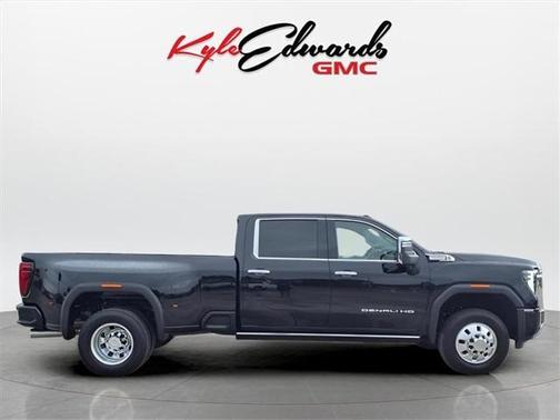 2026 GMC Sierra 3500 Denali