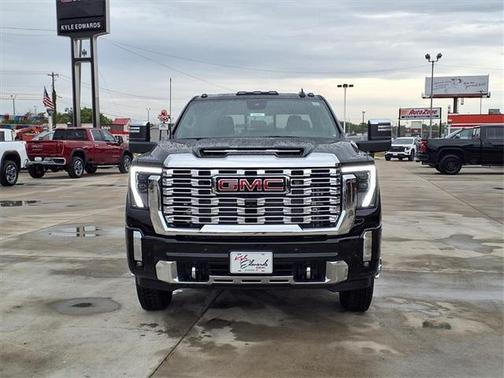 2026 GMC Sierra 3500 Denali