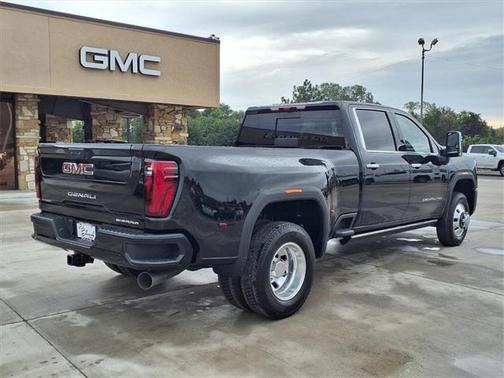2026 GMC Sierra 3500 Denali