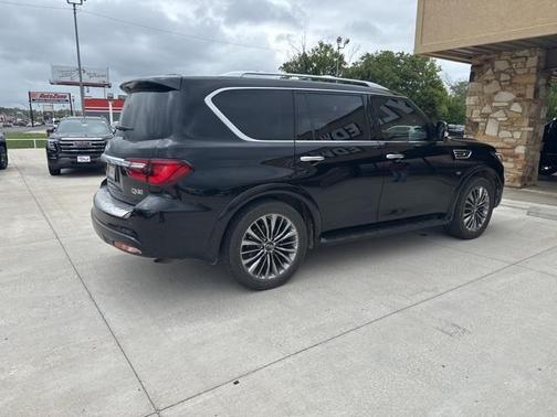 2019 INFINITI QX80 Luxe