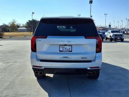 2025 GMC Yukon Denali