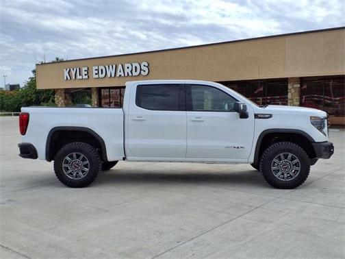 2025 GMC Sierra 1500 AT4X