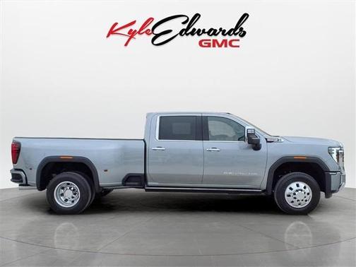 2026 GMC Sierra 3500 Denali