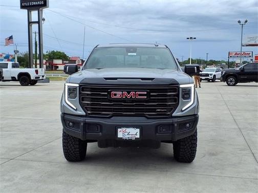 2025 GMC Sierra 1500 AT4X