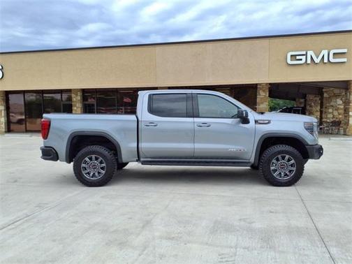 2025 GMC Sierra 1500 AT4X