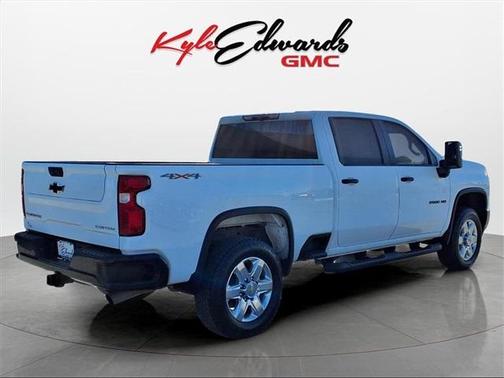 2022 Chevrolet Silverado 2500 Custom