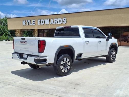 2024 GMC Sierra 2500 Denali