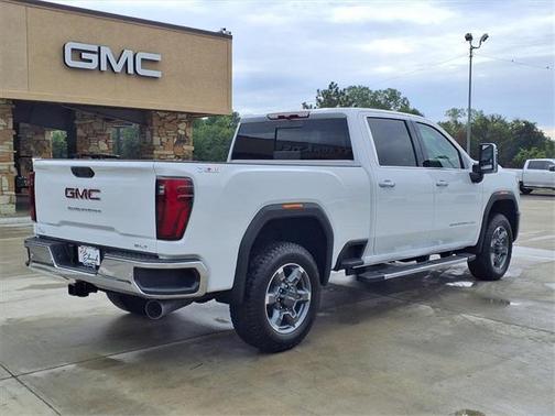 2026 GMC Sierra 2500 SLT
