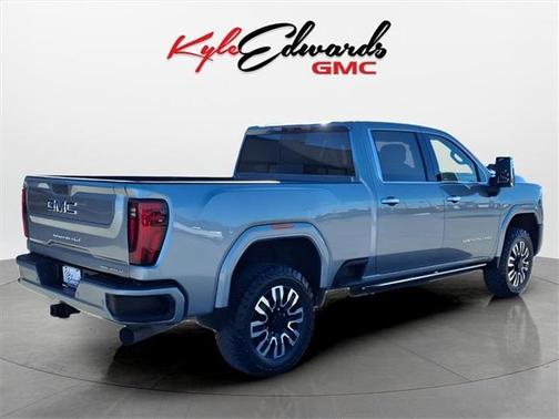 2024 GMC Sierra 2500 Denali Ultimate
