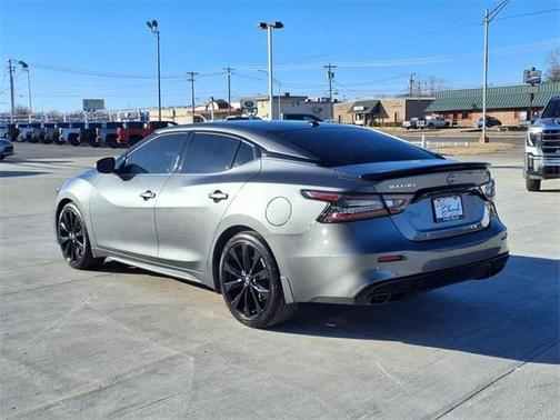 2023 Nissan Maxima SR