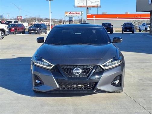 2023 Nissan Maxima SR