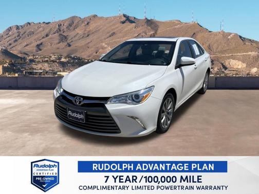 Blizzard Pearl 2017 Toyota Camry XLE