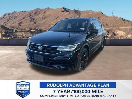 Deep Black Pearl Effect 2023 Volkswagen Tiguan 2.0T SE R-Line Black