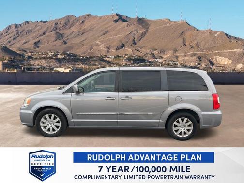 2014 Chrysler Town & Country Touring