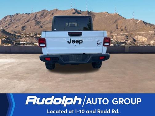 2023 Jeep Gladiator Sport