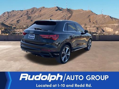 2020 Audi Q3 45 S line Prestige