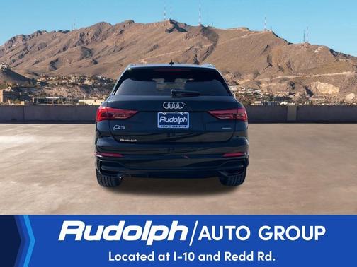2020 Audi Q3 45 S line Prestige