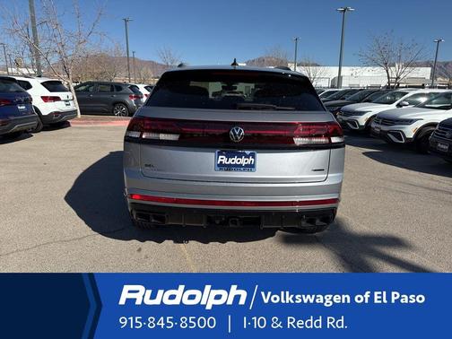 2025 Volkswagen Atlas Cross Sport 2.0T SEL R-Line Black