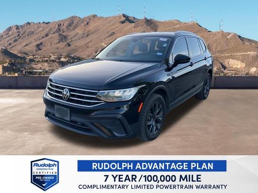 Deep Black Pearl Effect 2022 Volkswagen Tiguan 2.0T SE