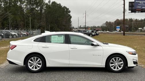 Photo 4 of 23 of 2021 Chevrolet Malibu LT