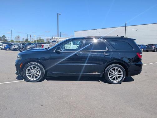 DB Black 2025 Dodge Durango R/T