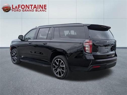 2023 Chevrolet Suburban RST