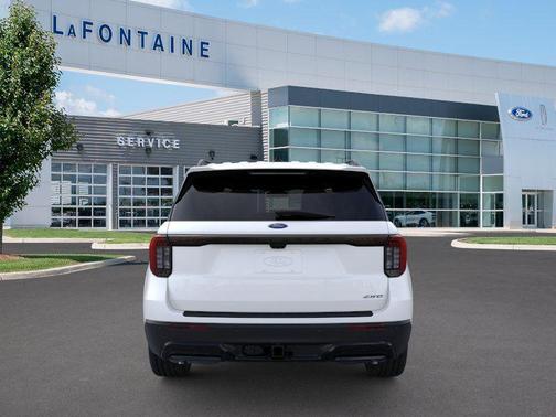 Star White Metallic Tri-Coat 2026 Ford Explorer ST-Line