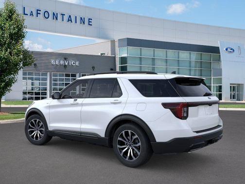 Star White Metallic Tri-Coat 2026 Ford Explorer ST-Line