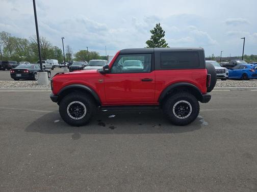 Race Red 2023 Ford Bronco Badlands