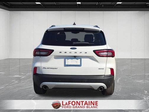 Star White Metallic Tri-Coat 2024 Ford Escape Platinum