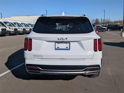 2023 Kia Sorento SX