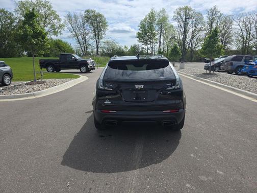 Stellar Black Metallic 2019 Cadillac XT4 Sport