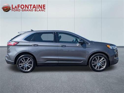 2021 Ford Edge Titanium