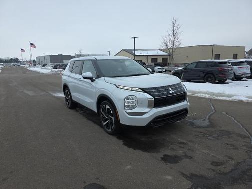 2022 Mitsubishi Outlander ES 2.5 S-AWC