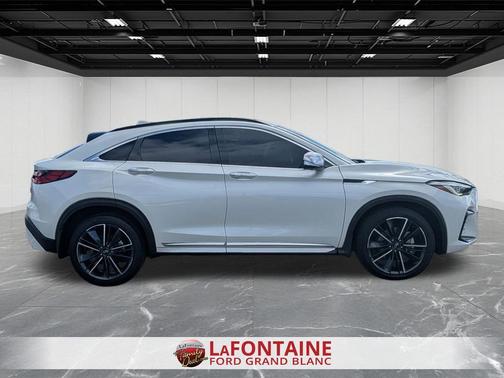 Majestic White 2023 INFINITI QX55 SENSORY