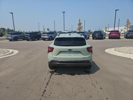 2025 Chevrolet Trax FWD ACTIV